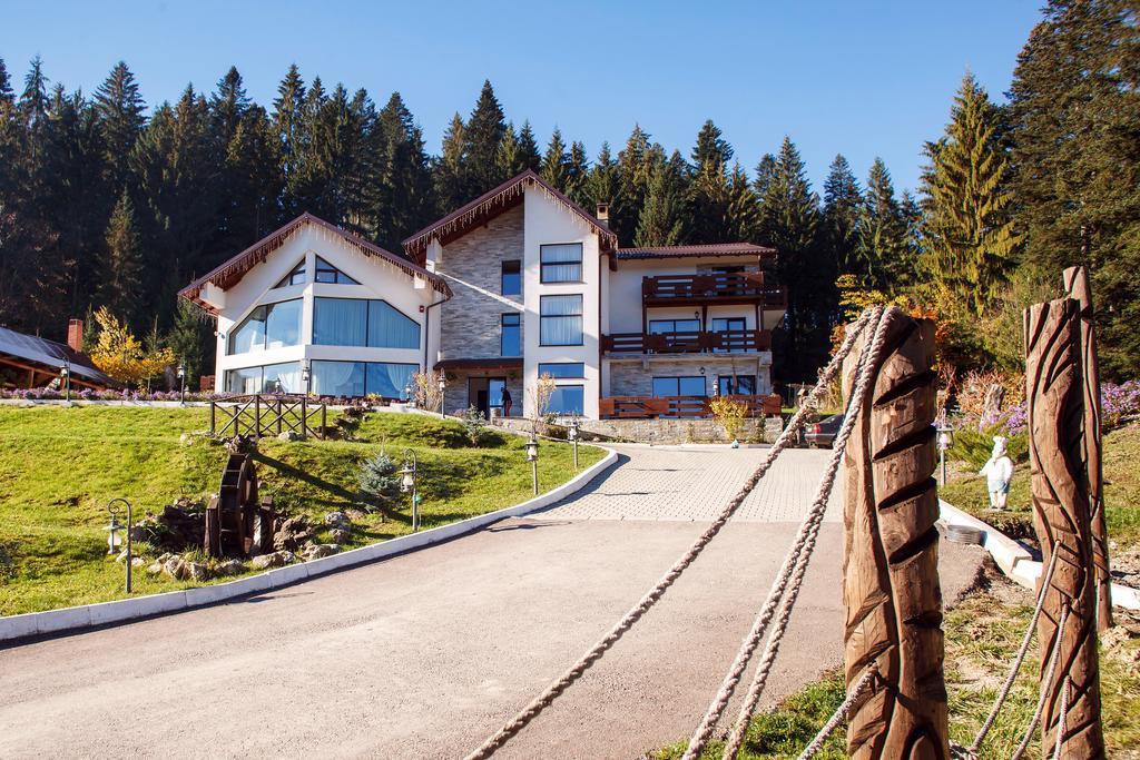 Pension Perla Bucovinei Воронец Екстер'єр фото