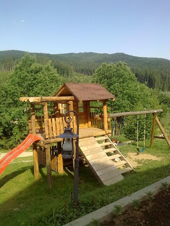 Pension Perla Bucovinei Воронец Екстер'єр фото